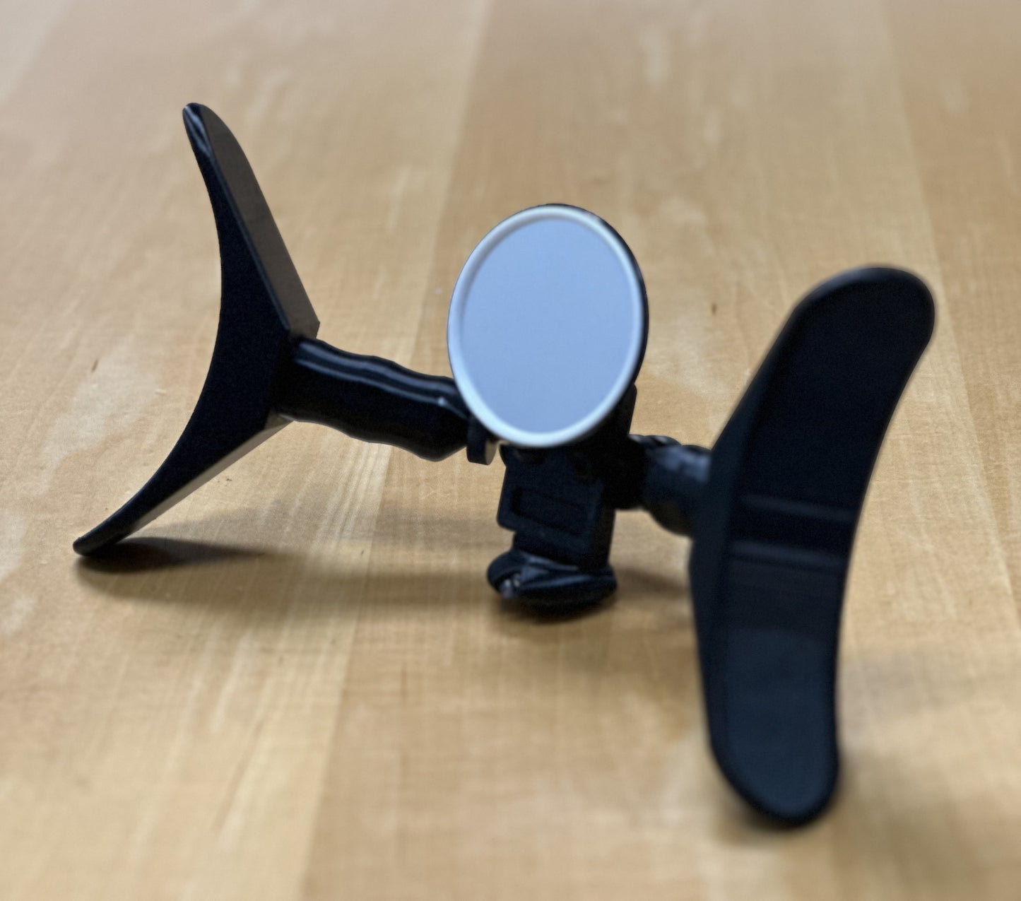 Leg Spreader for Self-Catheterization